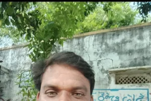 Bheemadevarapally, Kothapally: గడ్డి మందు తాగి సుతారి మేస్త్రి ఆత్మహత్య