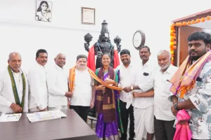 Bheemadevarapally, Rangayapally: మంత్రిని కలిసిన రంగయ్యపల్లి సర్పంచ్